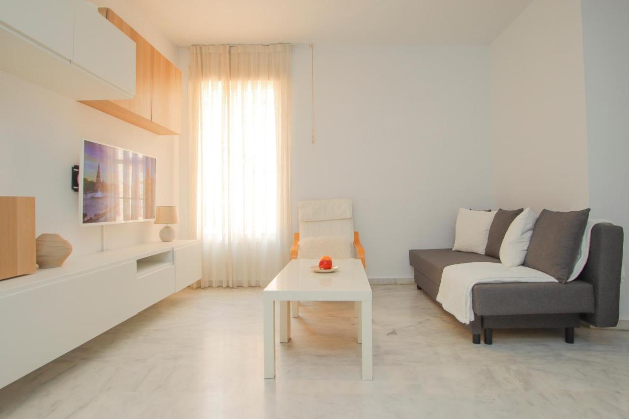 Apartment Modern - Luxe Queen Bed - Walk To Isla Magica Sevilla